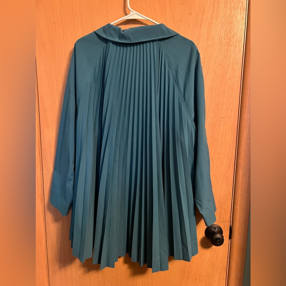 Athleta Sojourn Top 1X in Borealis Green